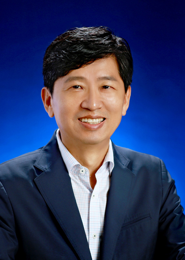 김근배 사진